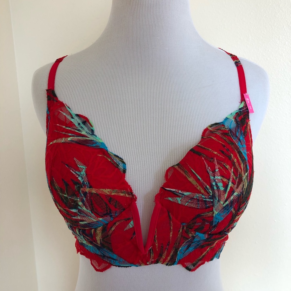 NWT Victoria’s Secret Pink Push-Up Bra 💄 - Picture 3 of 8